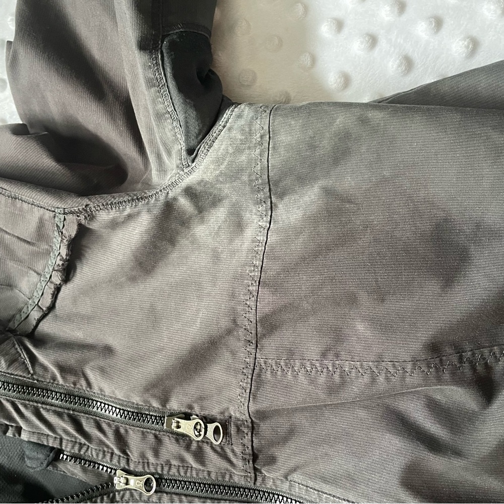 Lululemon Spring Forward Jacket - Picture 4 of 4